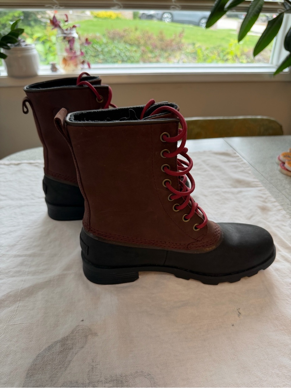 Brand new Sorel waterproof Lace-Up Outdoor Boots - Picture 3 of 8